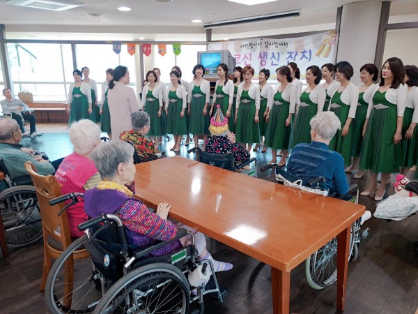 1891336215_1557991702.9825.jpg