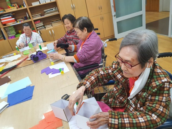 2038609436_1583463160.0349.jpg