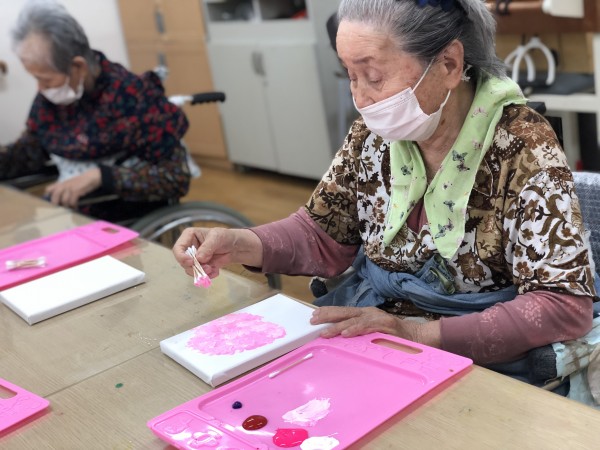 2038609434_1617939960.1786.jpg