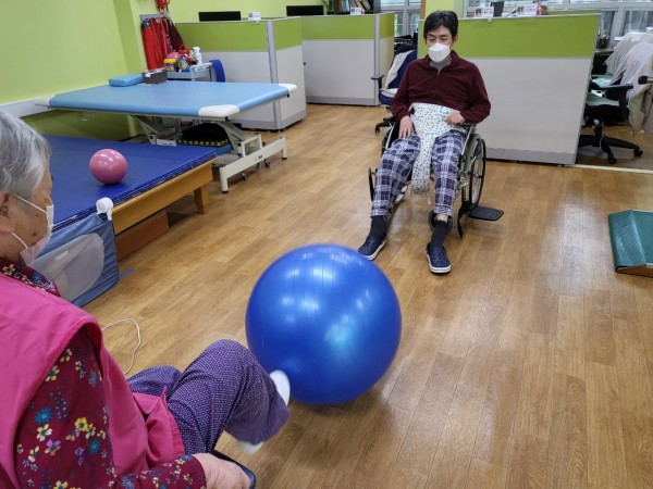 1935496363_1682995500.5763.jpg